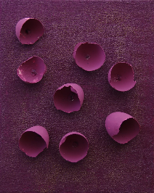 2019, 24x30 cm, Wandfarbe+AcrylFachettenlack+Eierschale auf Leinwand